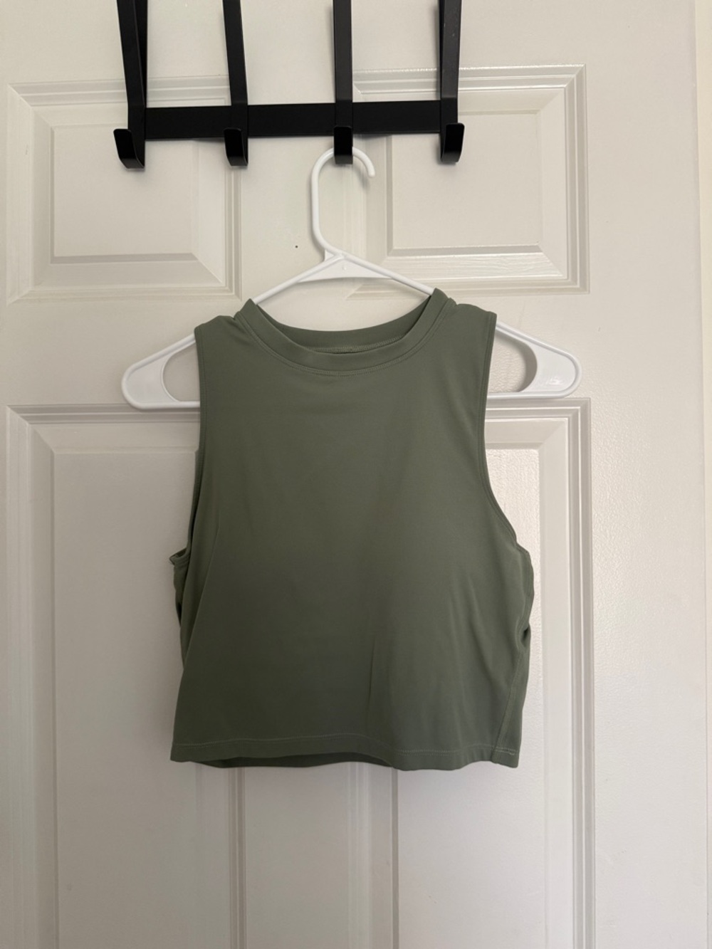 Crop Tank in Olive Green